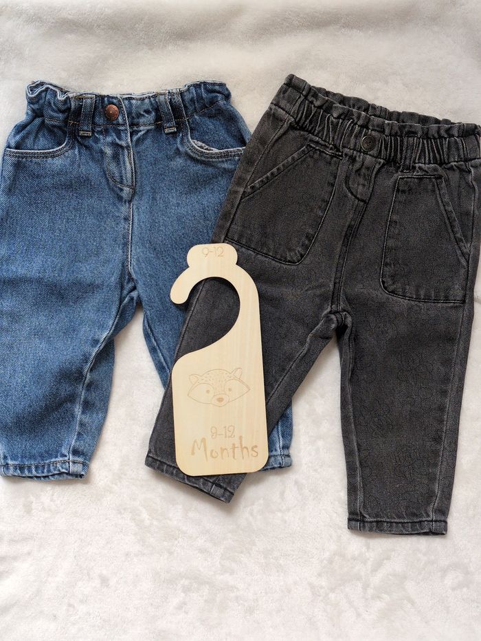 Lot 2 jeans 9 mois