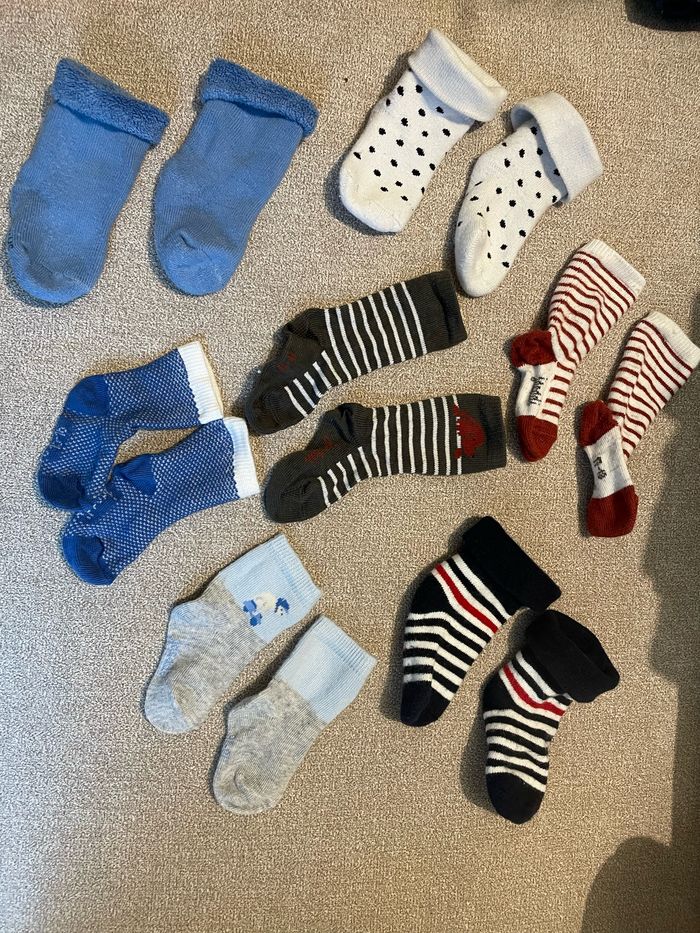 Lot de vêtements pour garçon 31 pièces + 7 paires de chaussettes - photo numéro 6