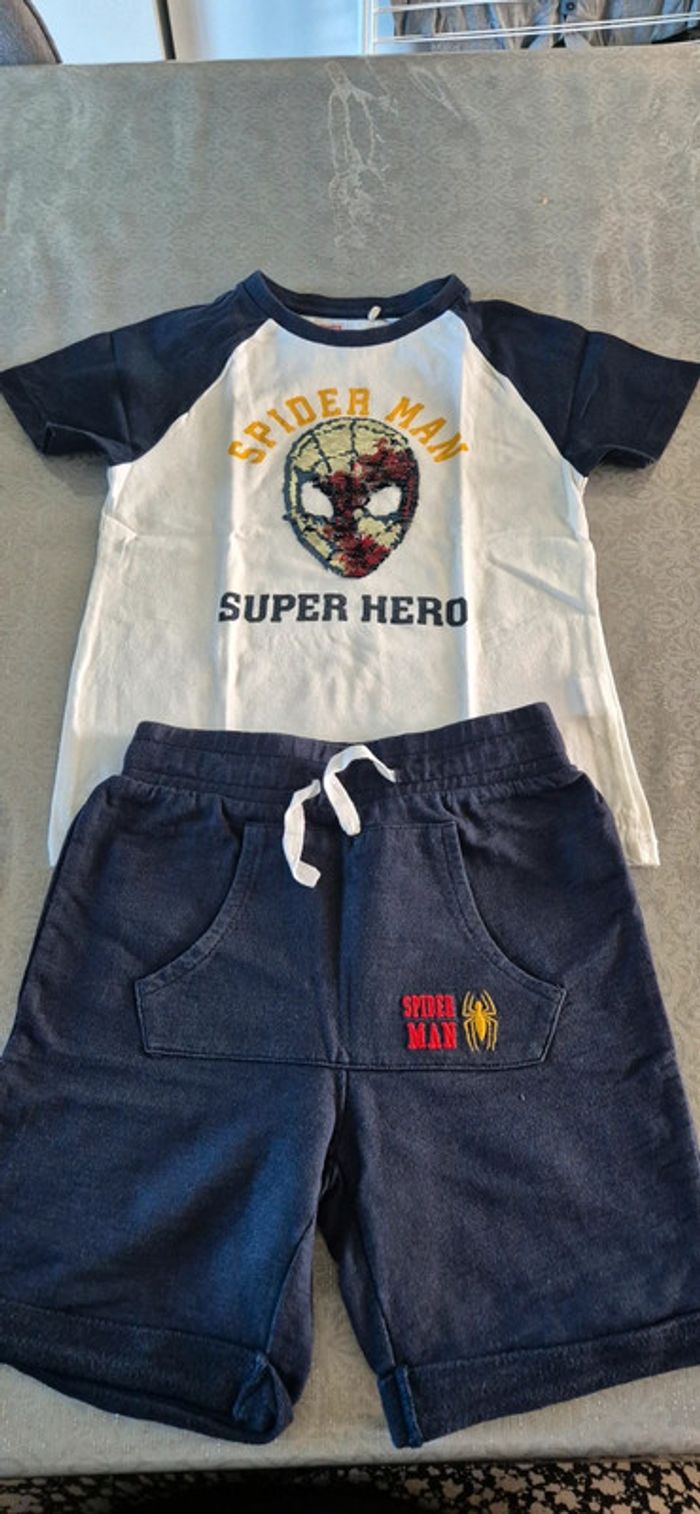 Ensemble Tee-shirt/short spiderman marvel orchestra 5 ans