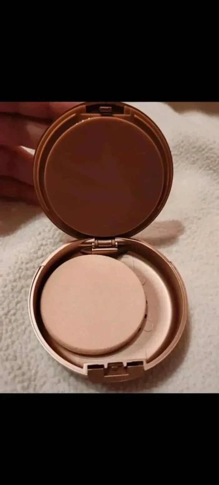 Two way cake 2 en 1 fond de teint Kanellia - photo numéro 2