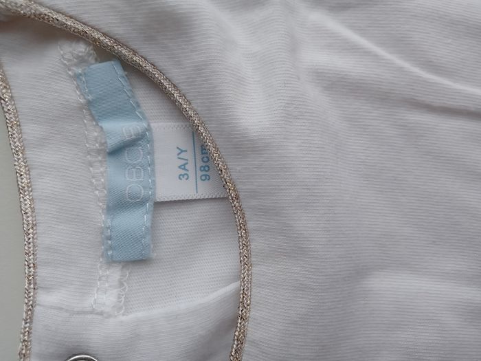 Magnifique ensemble blanc et doré 3 ans - photo numéro 2