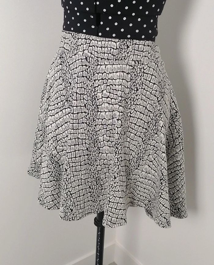 Jupe courte noir blanc taille L Brave Soul - photo numéro 2