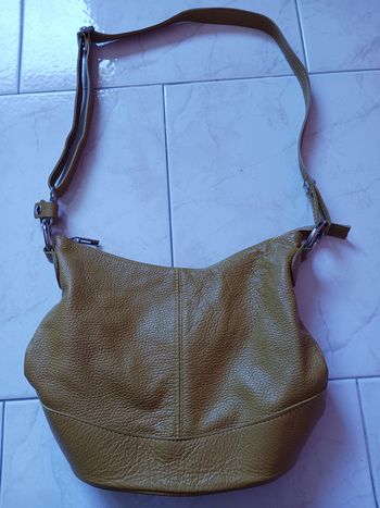 sac à main bandoulière moutarde en cuir