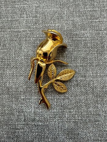 Broche