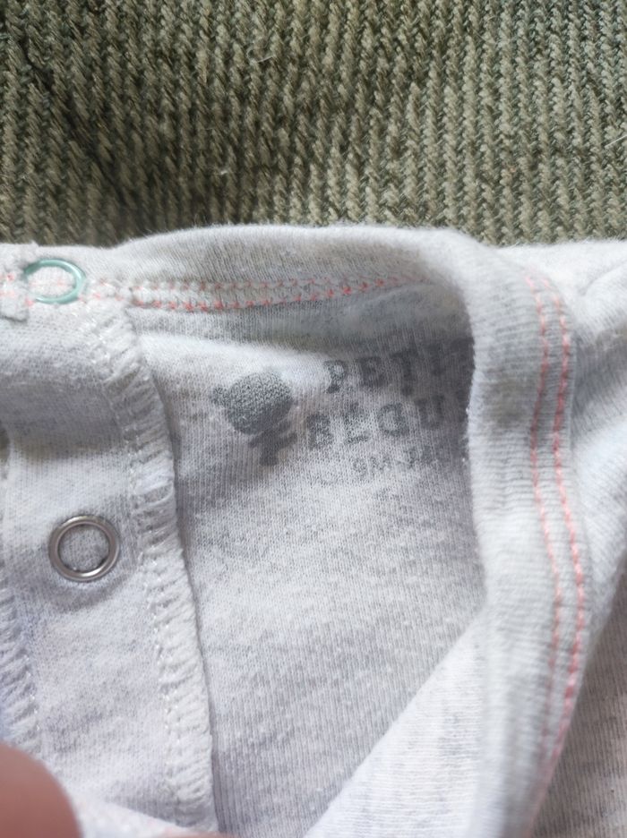 Pyjama 6 mois - photo numéro 5