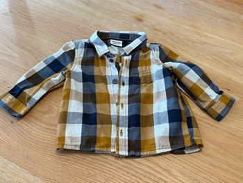 Chemise tape à l’œil