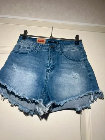 Shorts en jean Naumy