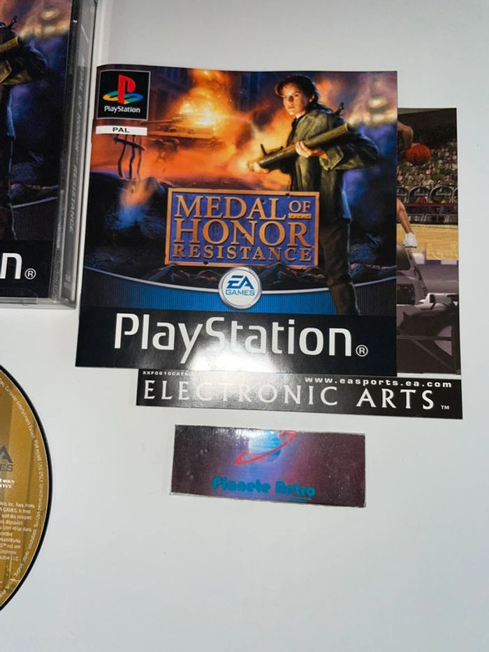 Medal Of Honor: Resistance - PS1 Complet Version Française PAL Sony - photo numéro 4