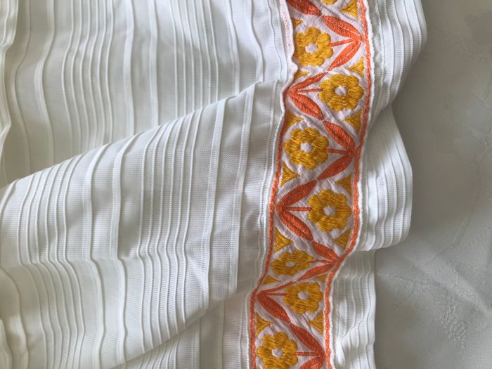 Robe - 5 Ans - photo numéro 3