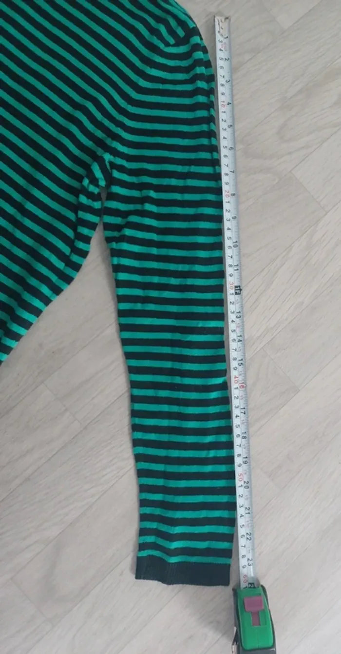 Pull H&M à rayure vert et noir - photo numéro 6