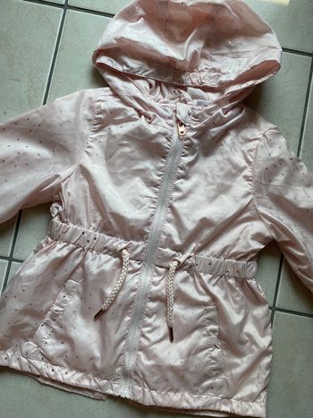 Veste légère imperméable rose coeur