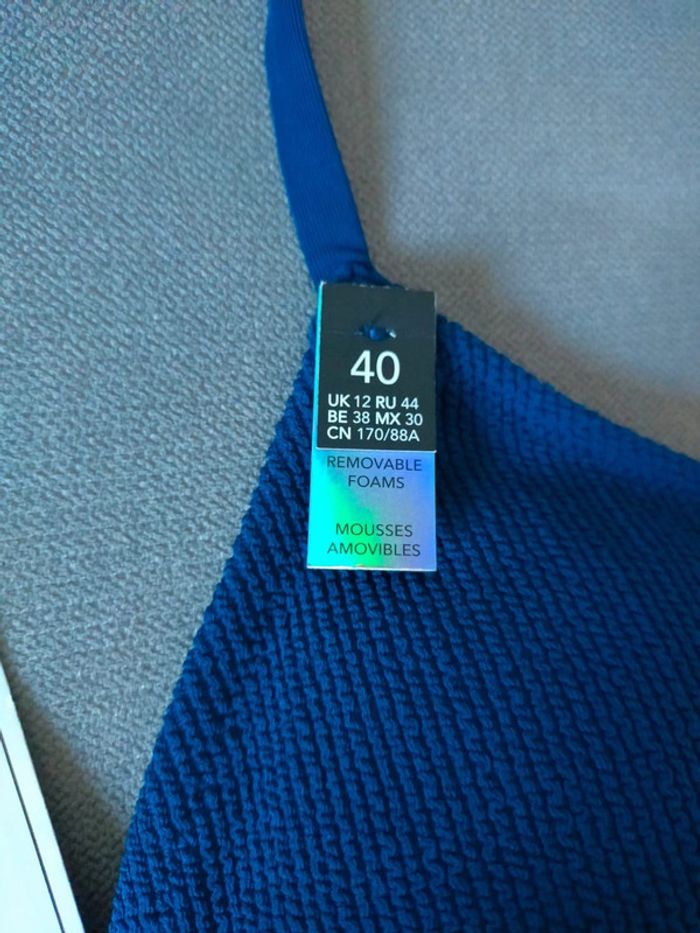 Haut de bikini bleu texturé – Etam Le Bain – Neuf avec étiquette – Taille FR 40 - photo numéro 4