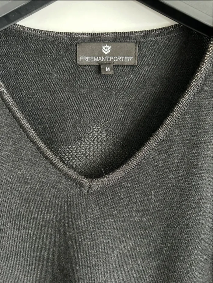 Pull Freeman t.porter taille M. - photo numéro 2