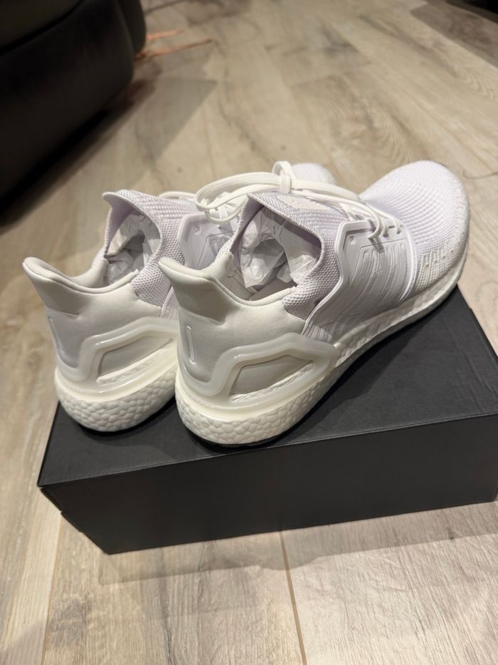 Adidas ultraboost 20 taille 44