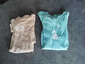 Lot de 2 pyjamas été 3 mois. Vertbaudet.