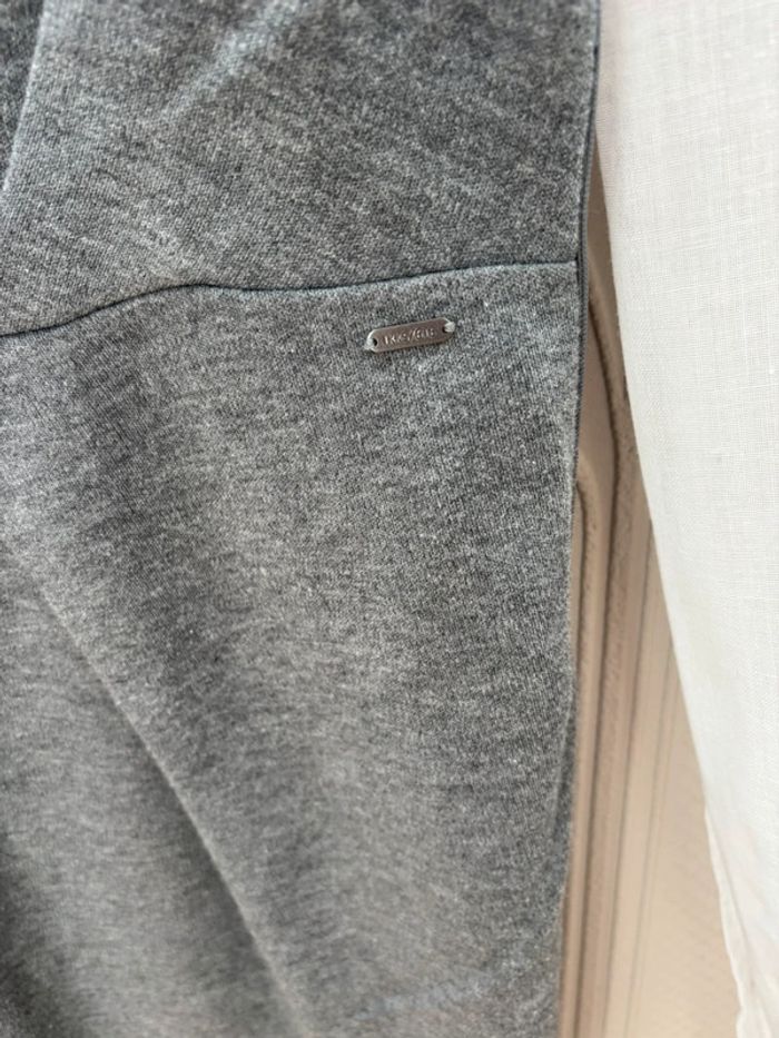 Robe grise IKKS - Taille 44. Avec sa ceinture - photo numéro 4