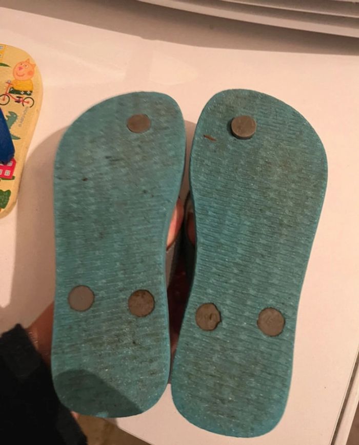 Tongs mixtes 29/30 havaianas - photo numéro 2