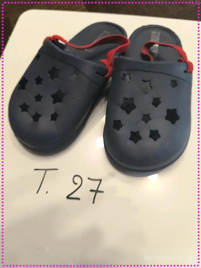 Sandales type crocs bleus