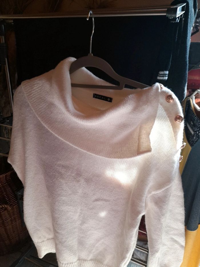 Pull blanc - photo numéro 3