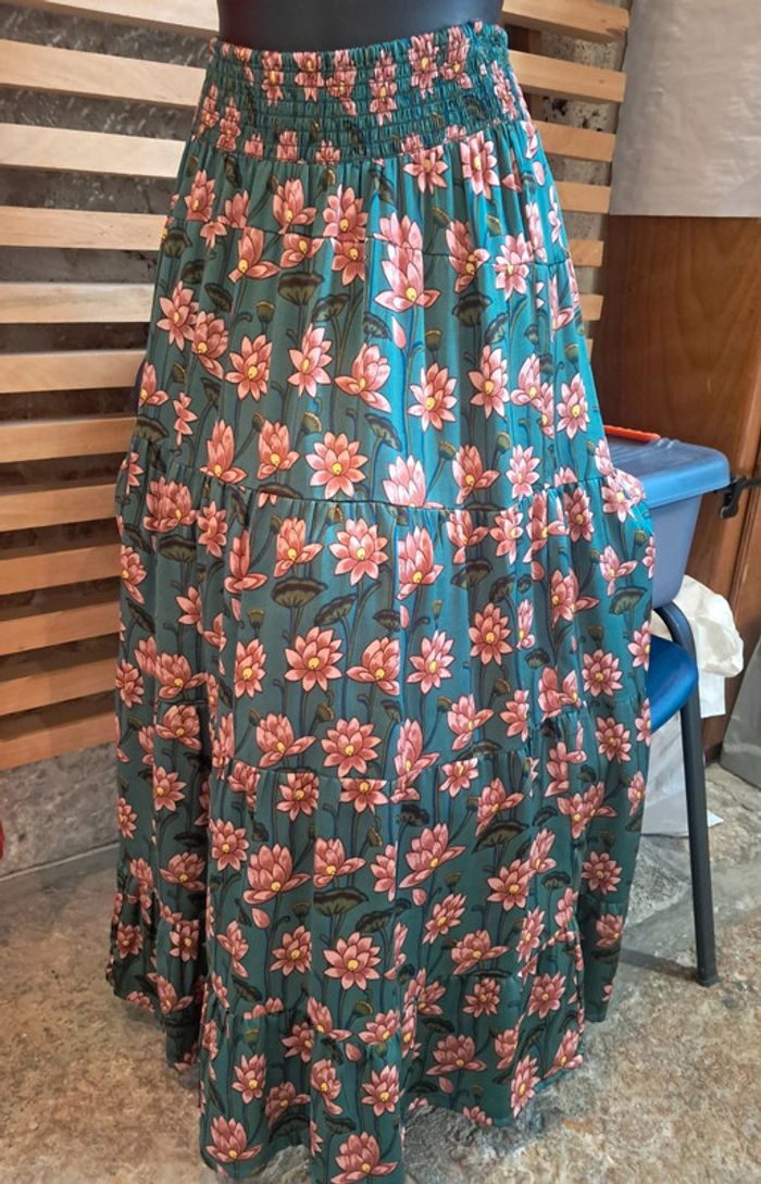 Md'M jupe longue été taille élastique T.38 neuve