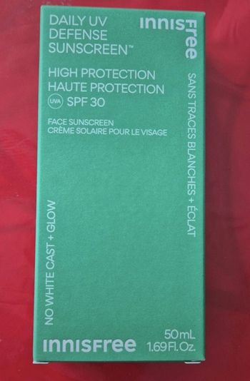 Crème solaire  spf 30 hydratante sans tâche blanche ni brillance (-65% du prix mag)