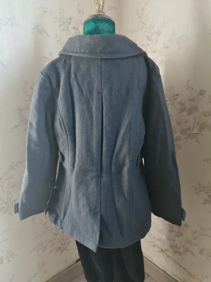 Manteau caban gris avec col et fermeture bouton / kiabi / (8ans) - photo numéro 10