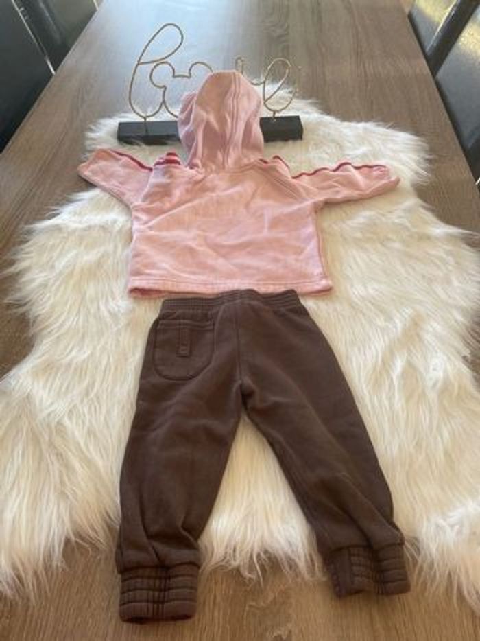 Très beau ensemble jogging 🥰 rose et marron taille 12 mois adidas - photo numéro 3