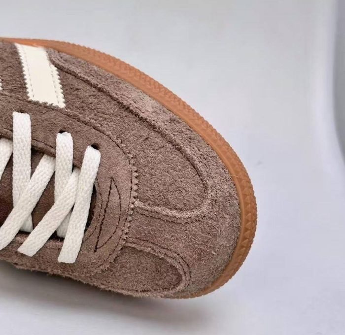 Baskets de  Adidas P36 - photo numéro 7