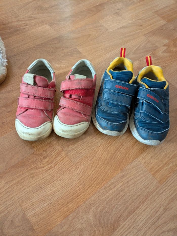 Lot de baskets en cuir a scratch