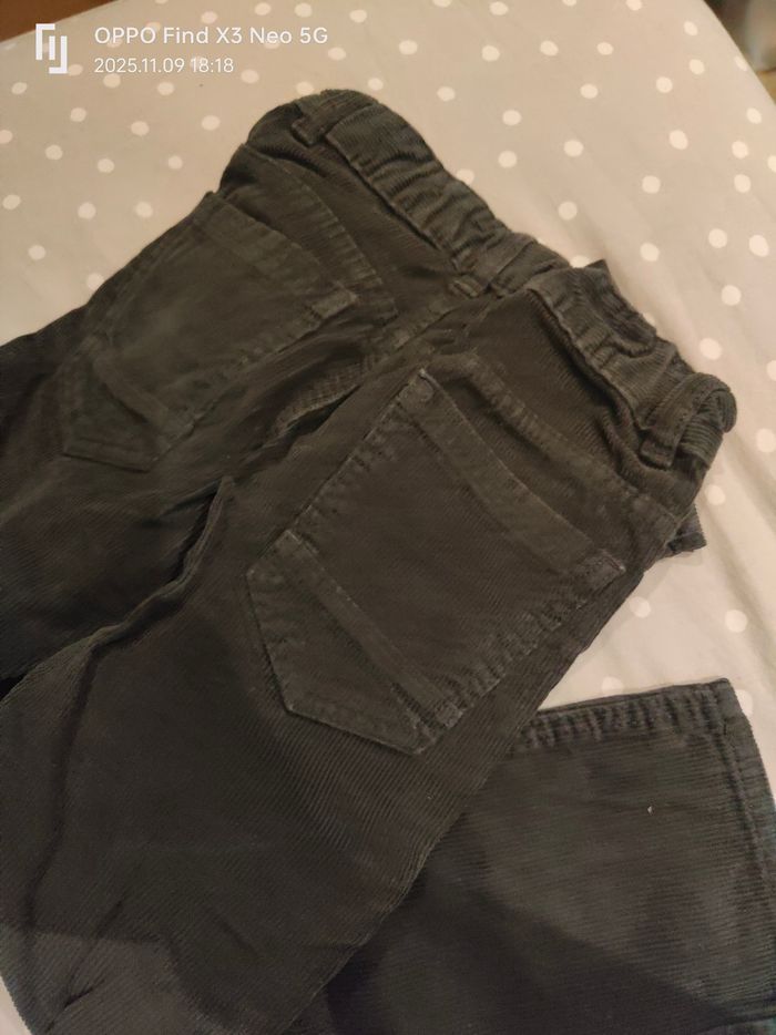 Jean velours côtelé 7ans-120-125cm Kiabi Réduction jusqu'à -70% - photo numéro 3