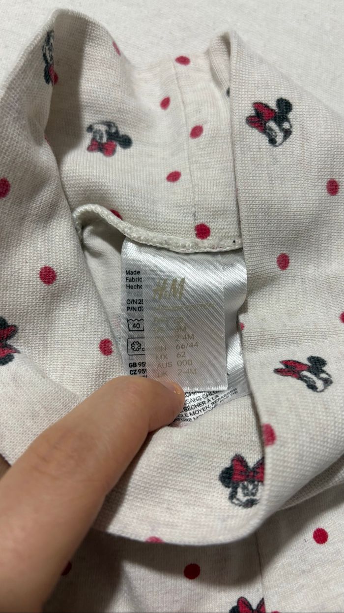 🐭 Legging Minnie beige avec motifs petits pois rouges et tête de Minnie – H&M – 62 - photo numéro 3