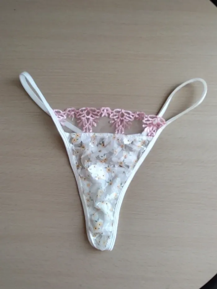 Ensemble soutien-gorge + string - photo numéro 6