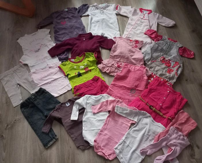 Lot 6 mois 'okaidi/petit bateau/p'tit bisou'