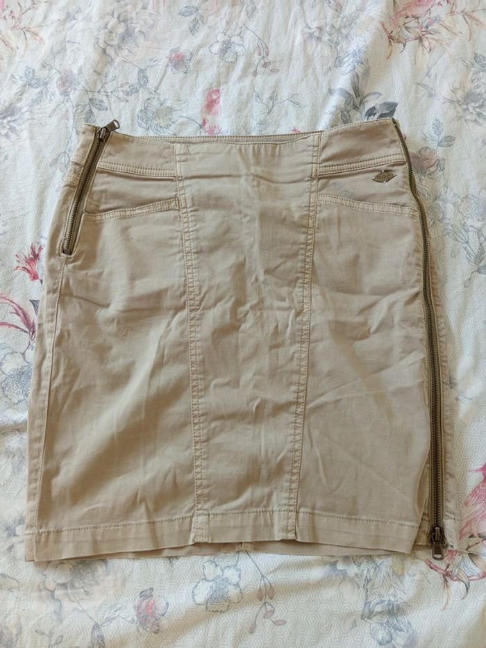 Jupe courte beige DDP S