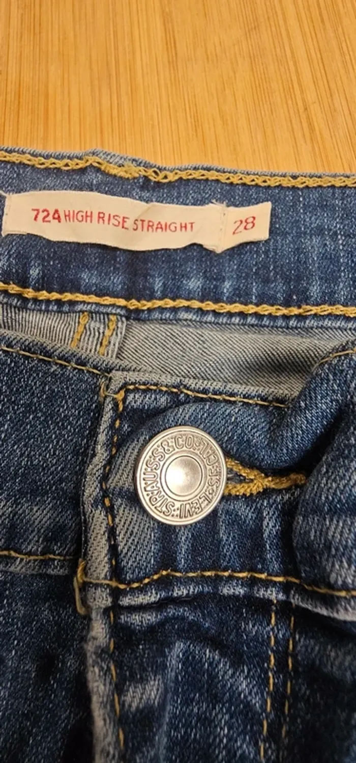 Levi's droit T:38 + 1 patch offerts - photo numéro 9