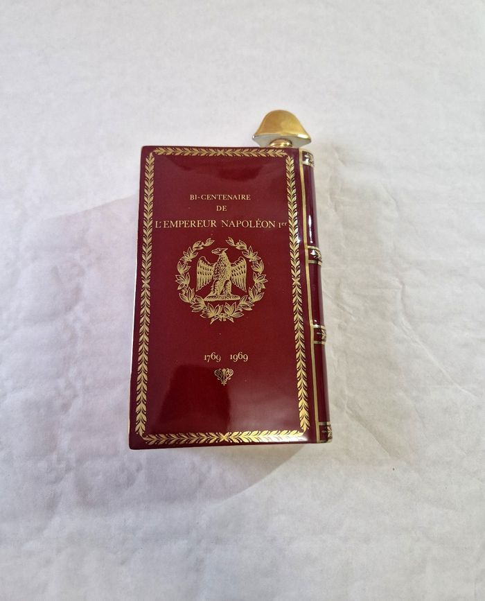 Bouteille de Cognac  , Bicentenaire de l'empereur Napoléon  , Porcelaine - photo numéro 4