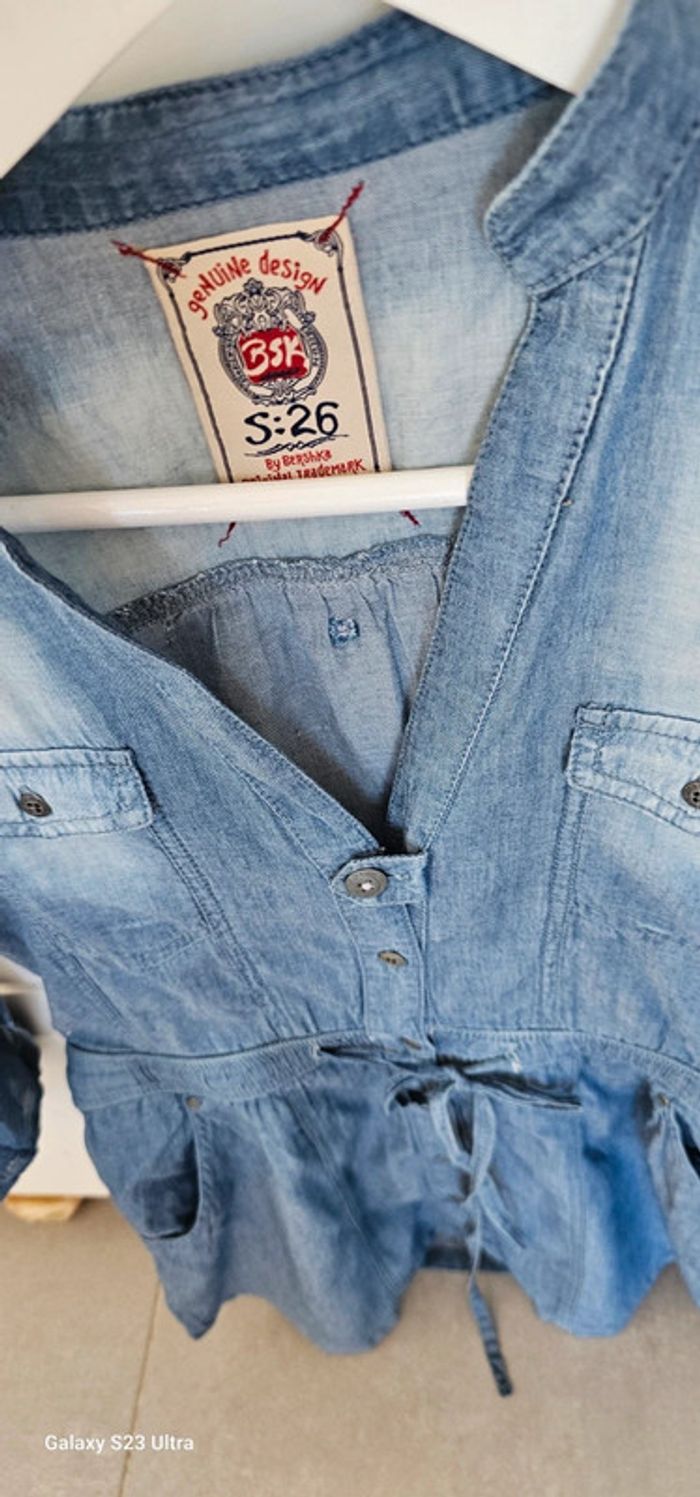 Chemise jean Bershka légère taille 36 - photo numéro 2