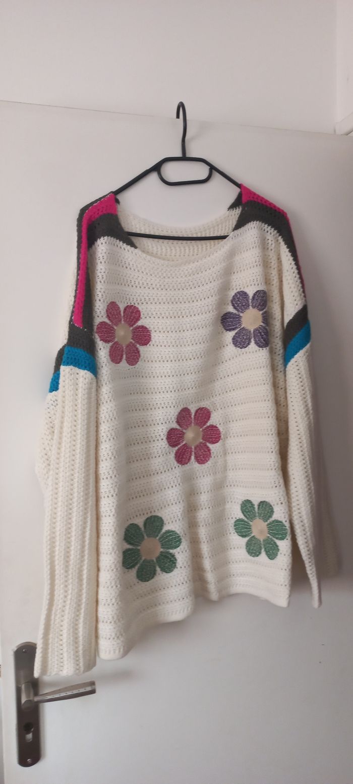 Pull style crochet - photo numéro 2