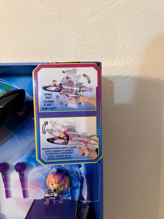 Avion Stella la super Pat Patrouille effets sonores et lumineux avec les mouvements - photo numéro 3