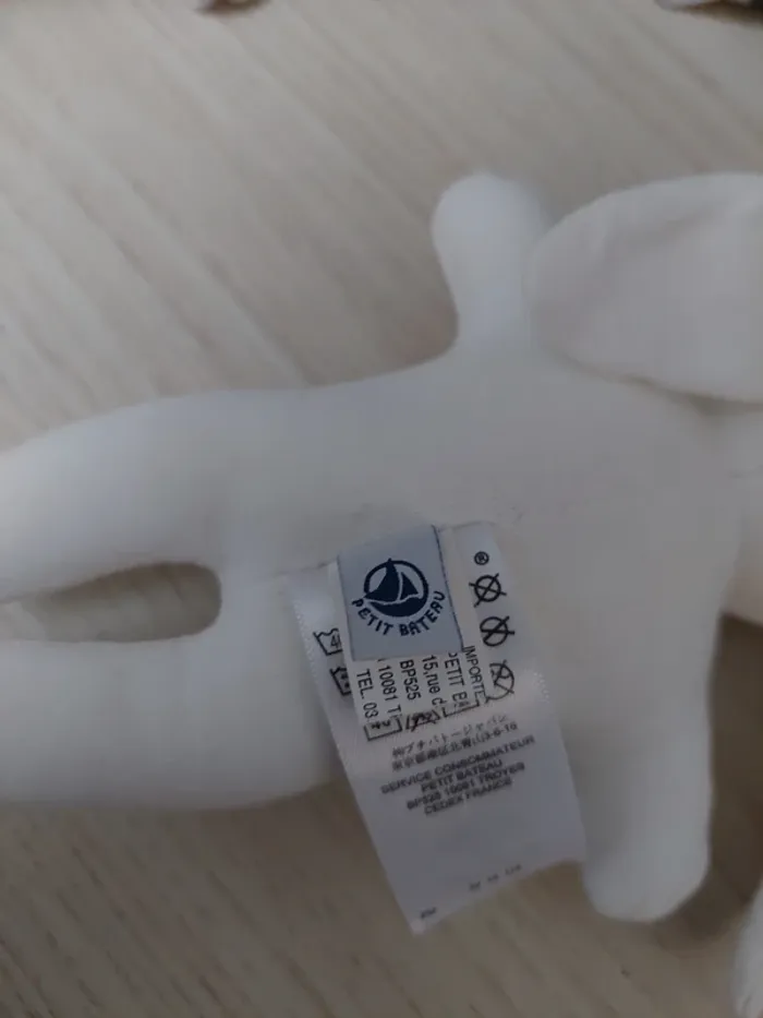 Petit Bateau - peluche lapin blanc - photo numéro 4