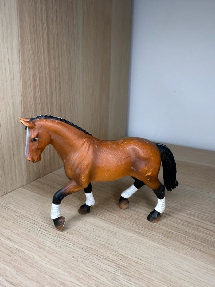 Ancienne jument hanovrienne schleich - photo numéro 2