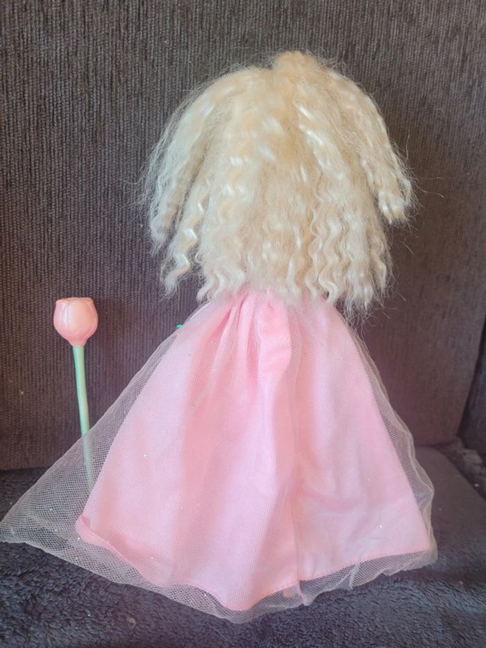 Barbie butterfly en excellent état - photo numéro 2