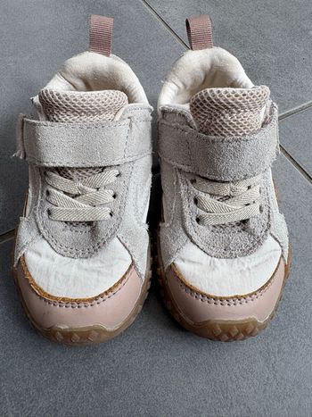 Basket taille 22