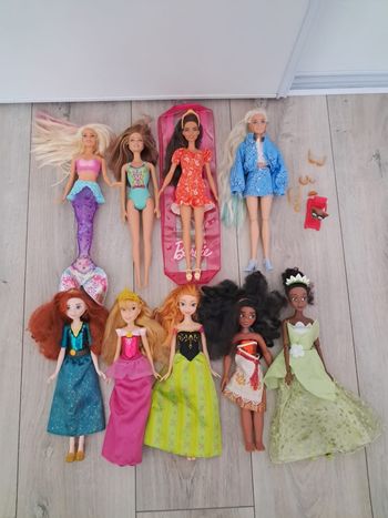Lot de barbies