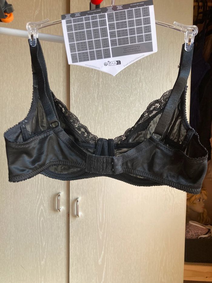 Superbe soutien gorge noir dentelle 90C - photo numéro 5