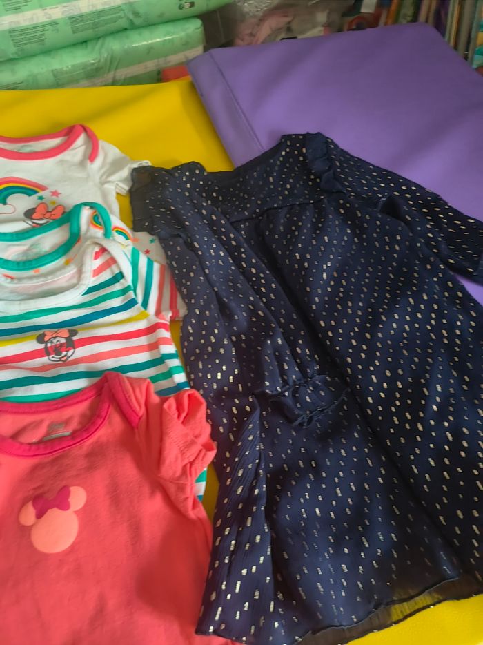 Lot bébé fille 12 mois - photo numéro 2