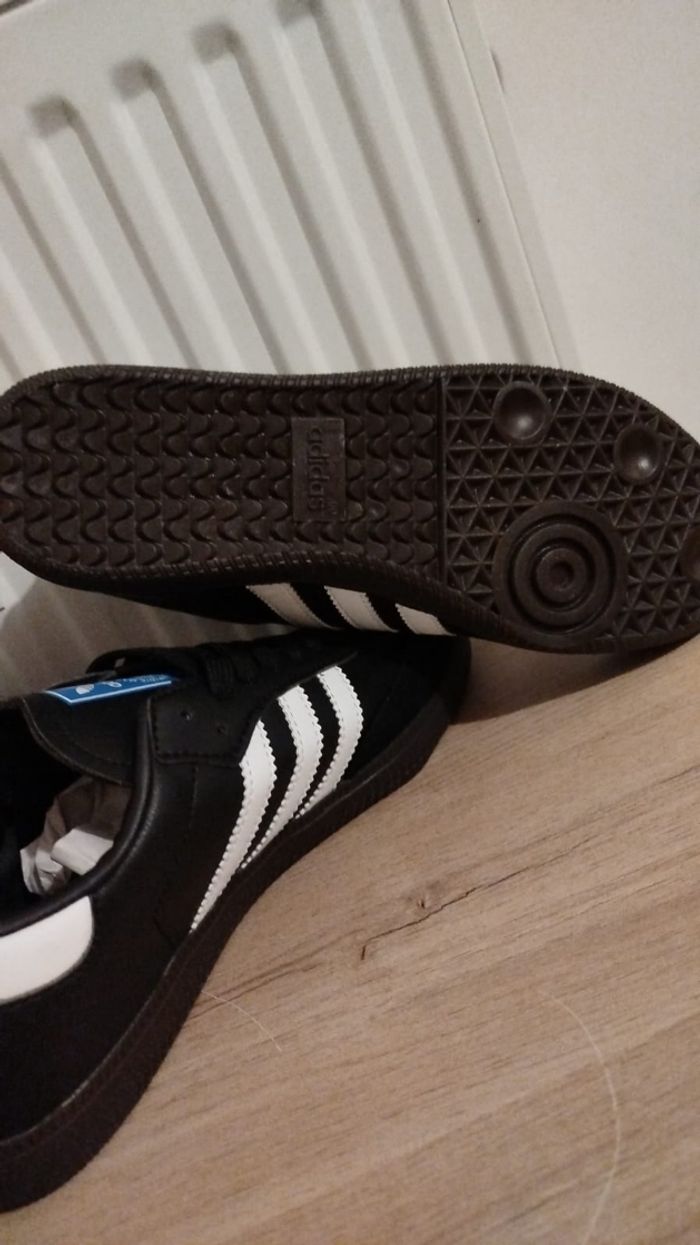 Baskets Adidas SAMBA - photo numéro 3