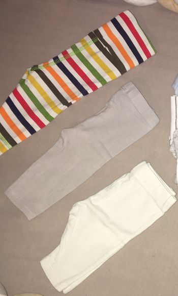 Lot leggings 1 mois neutre