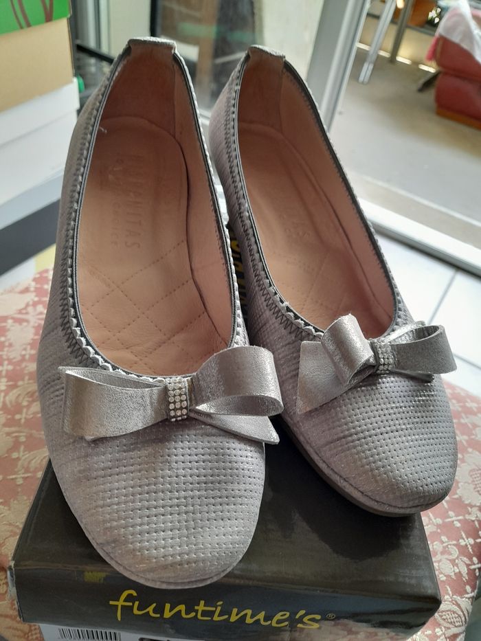 CHAUSSURE FEMME " GLOVE HISPANITAS" TAILLE 39 - photo numéro 4