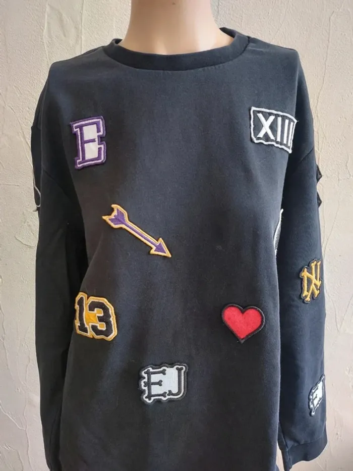 Sweatshirt avec motifs originaux Taille M - photo numéro 2